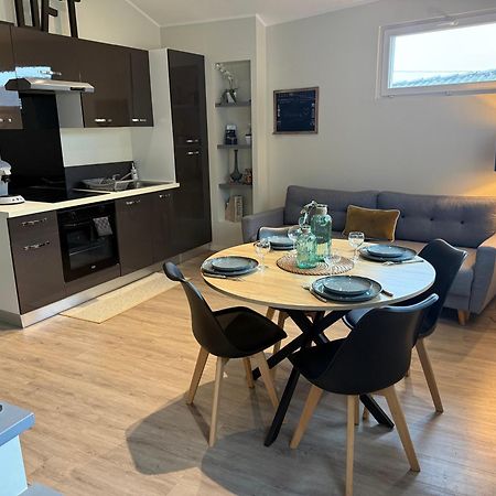 Loft, Studio And Love Rooms Bourg-Saint-Christophe Exteriér fotografie